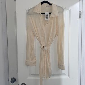 Brand new 12th tribe button down dress with belt